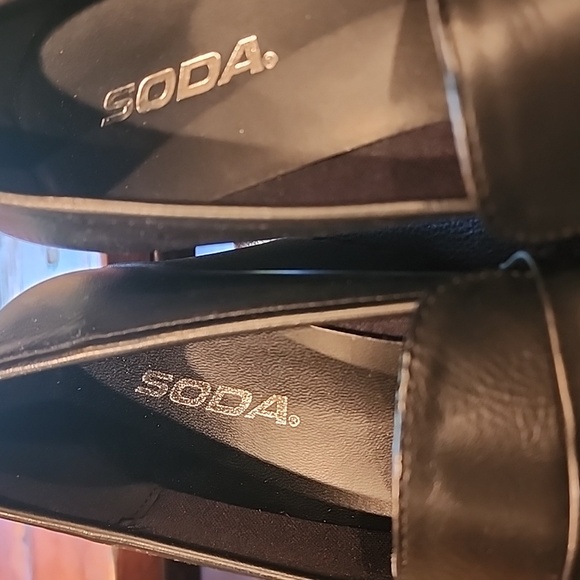 🖤NWOT🖤 SODA Kinder platform penny loafer - Picture 5 of 6